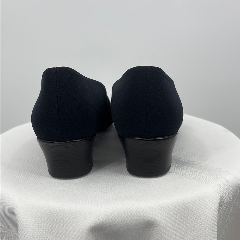 Munro Elegant Black Women's Heels, Size 9.5 - Picture 4 of 6